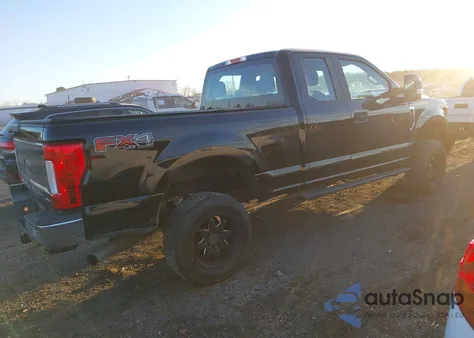 2017 Ford F-250 Xl из США, поврежденный, VIN 1FT7X2B63HEB83626